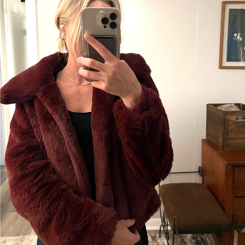 Women's Faux Fur Jacket - Burgundy